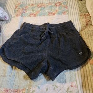 Amazon Essentials Women's Athletic Shorts - Black